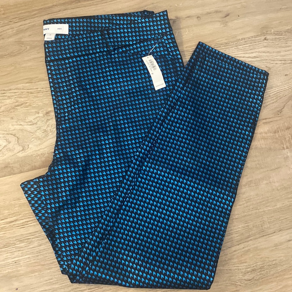 Old Navy Pixie Pants